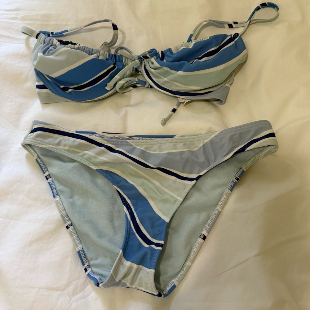Hollister swimsuit